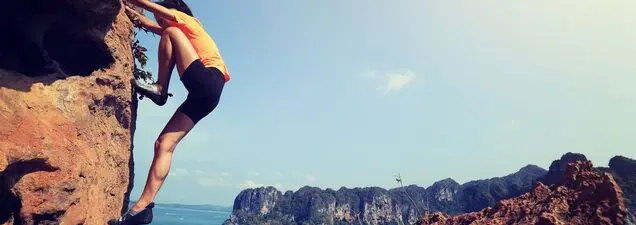 重塑女性户外力量：坚韧与柔韧并存